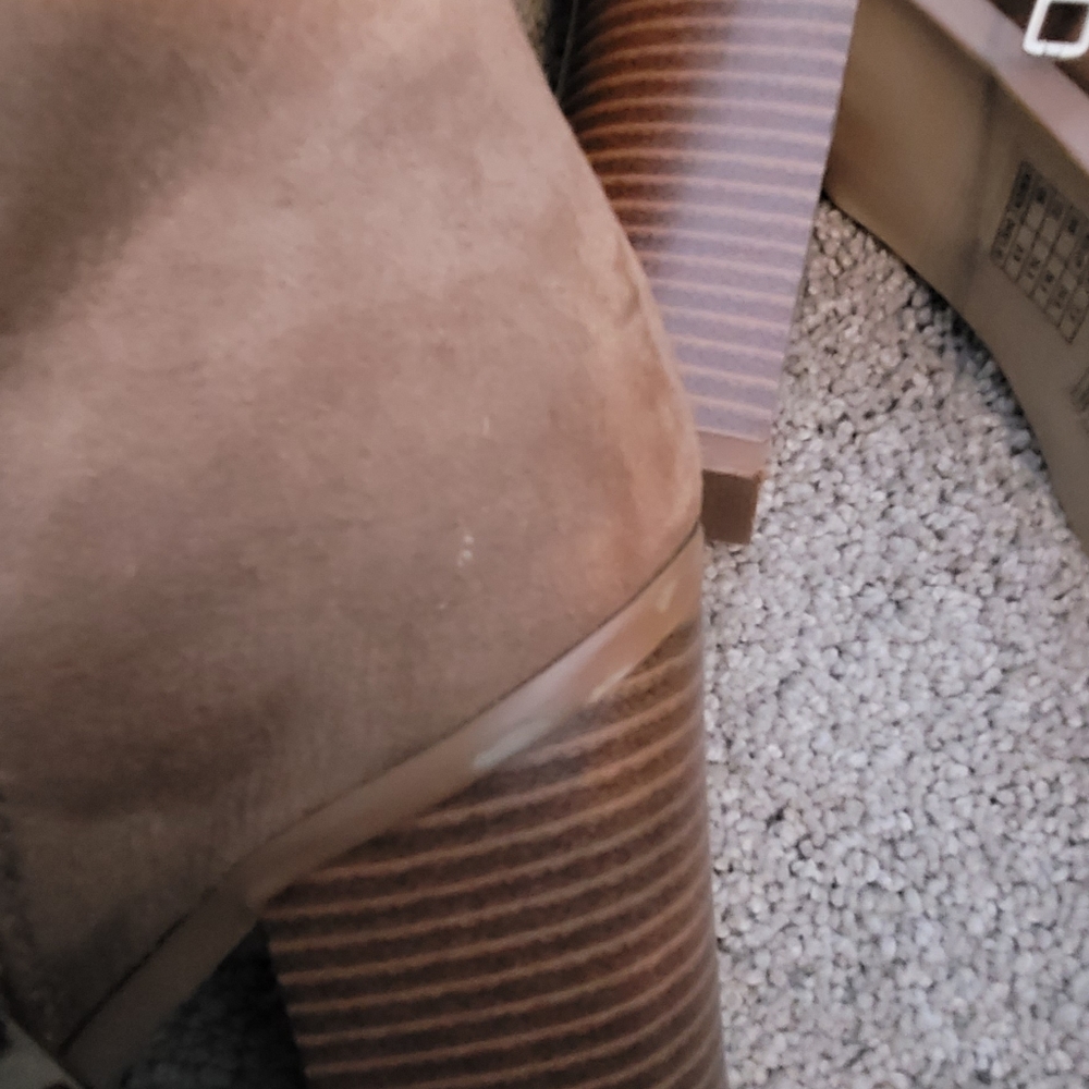 Gently worn suede like material  knee high zipper boots - Picture 6 of 6